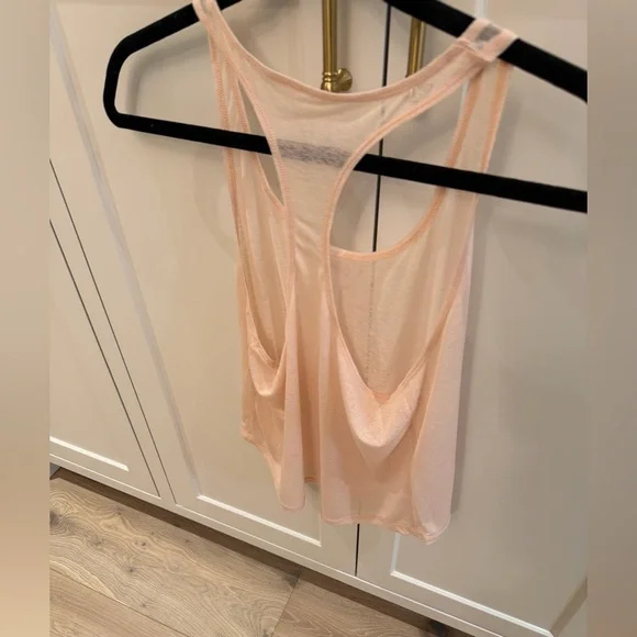 ALO Yoga arrow Tank Top sheer peach - Picture 3 of 4